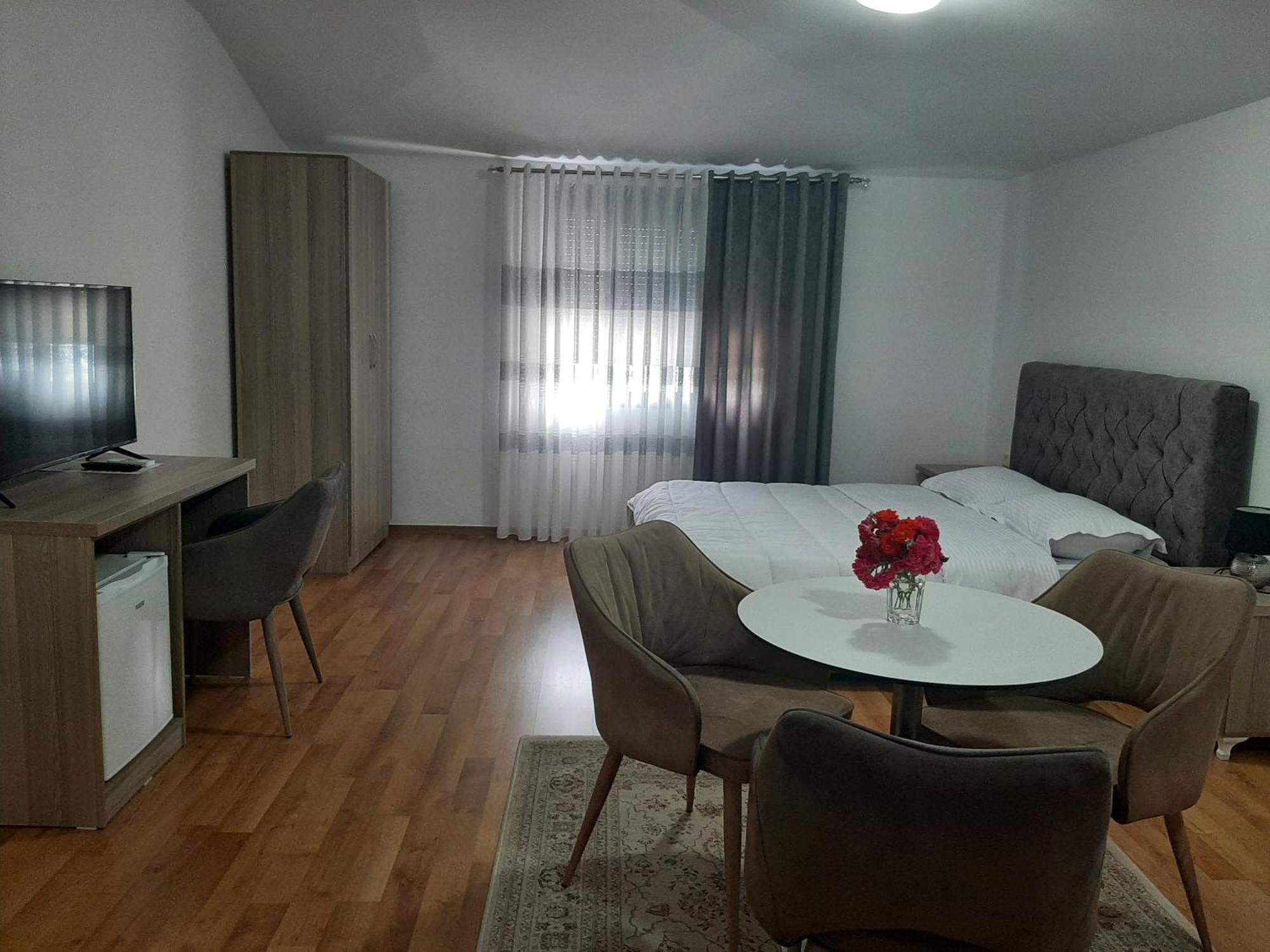 Hotel Vila Arbri Berat Pokój zdjęcie